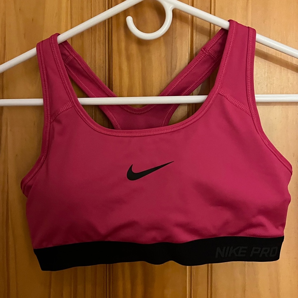 Nike Dri-Fit Racerback Sports Bra in Pink and Black Size Medium